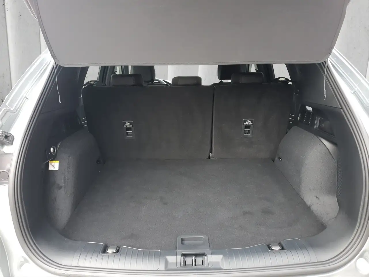 Ford Kuga ST-Line X*PANO*AHK*LED-MATRIX*360GRAD*ACC*NAVI*SOU — Galerie du véhicule 17