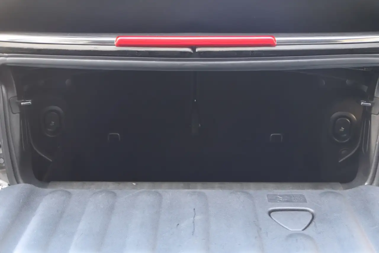 MINI Cooper Cabrio Aut. — Galería del vehículo 33