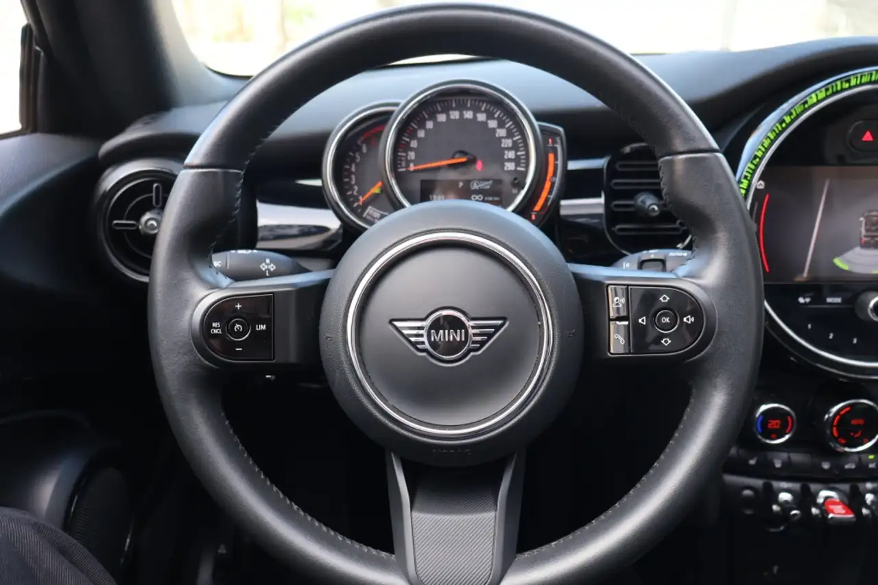 MINI Cooper Cabrio Aut. — Galería del vehículo 17