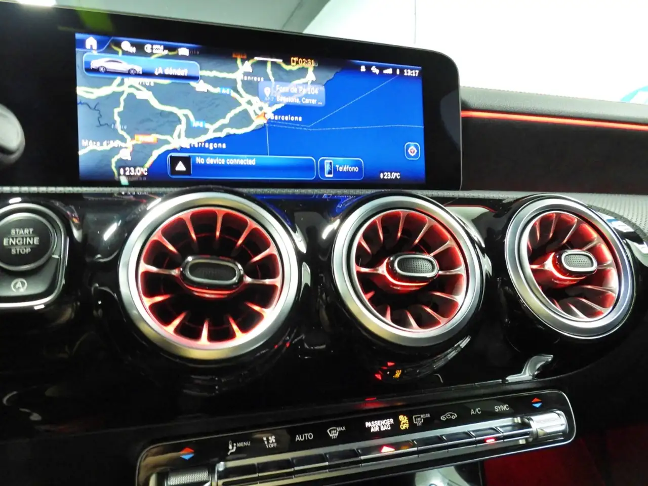 Mercedes-Benz CLA 200 7G-DCT — معرض صور السيارة 17