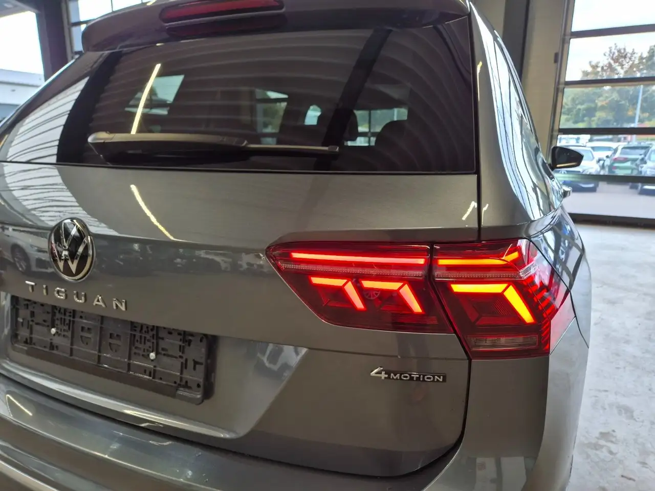 Volkswagen Tiguan Allspace TIGUAN ALLSPACE 2.0 TSI 4M MOVE IQLIGHT NAVI 360 — Galerie du véhicule 23
