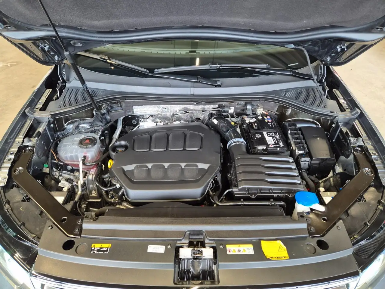 Volkswagen Tiguan Allspace TIGUAN ALLSPACE 2.0 TSI 4M MOVE IQLIGHT NAVI 360 — Galerie du véhicule 27