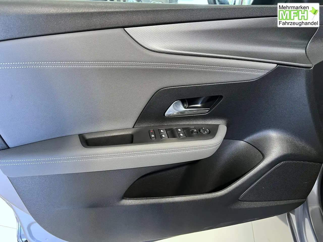 Opel Mokka Elegance 1.2 100 kW (136 PS) Klimaautomatik, Si... — معرض صور السيارة 21