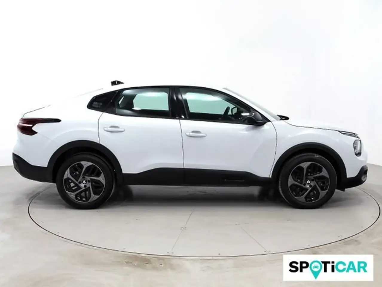 Citroen C4 X Hybrid 136 e-DCS6 Plus — Galerie du véhicule 3