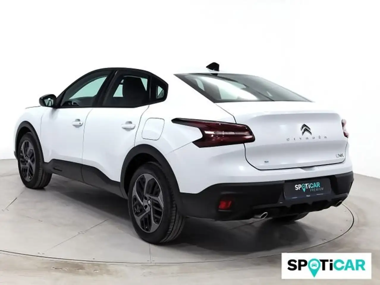 Citroen C4 X Hybrid 136 e-DCS6 Plus — Galerie du véhicule 2