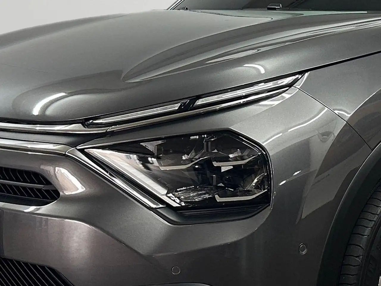 Citroen C4 1.2 PT 130 MAX Panorama Dach+Navi+360°+HeadUP+LED — Vehicle gallery 27