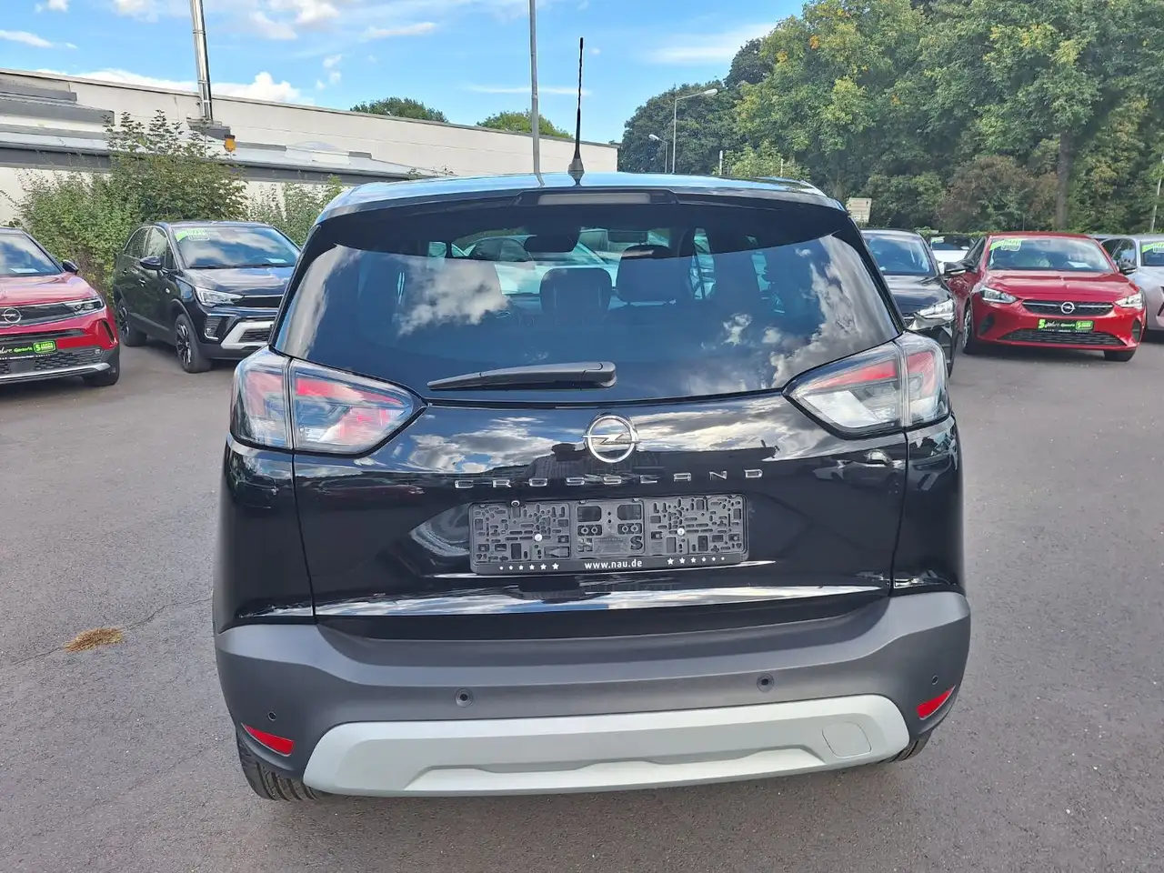 Opel Crossland 1.2 Turbo Elegance Paket inkl. Inspektionspaket — Galería del vehículo 26