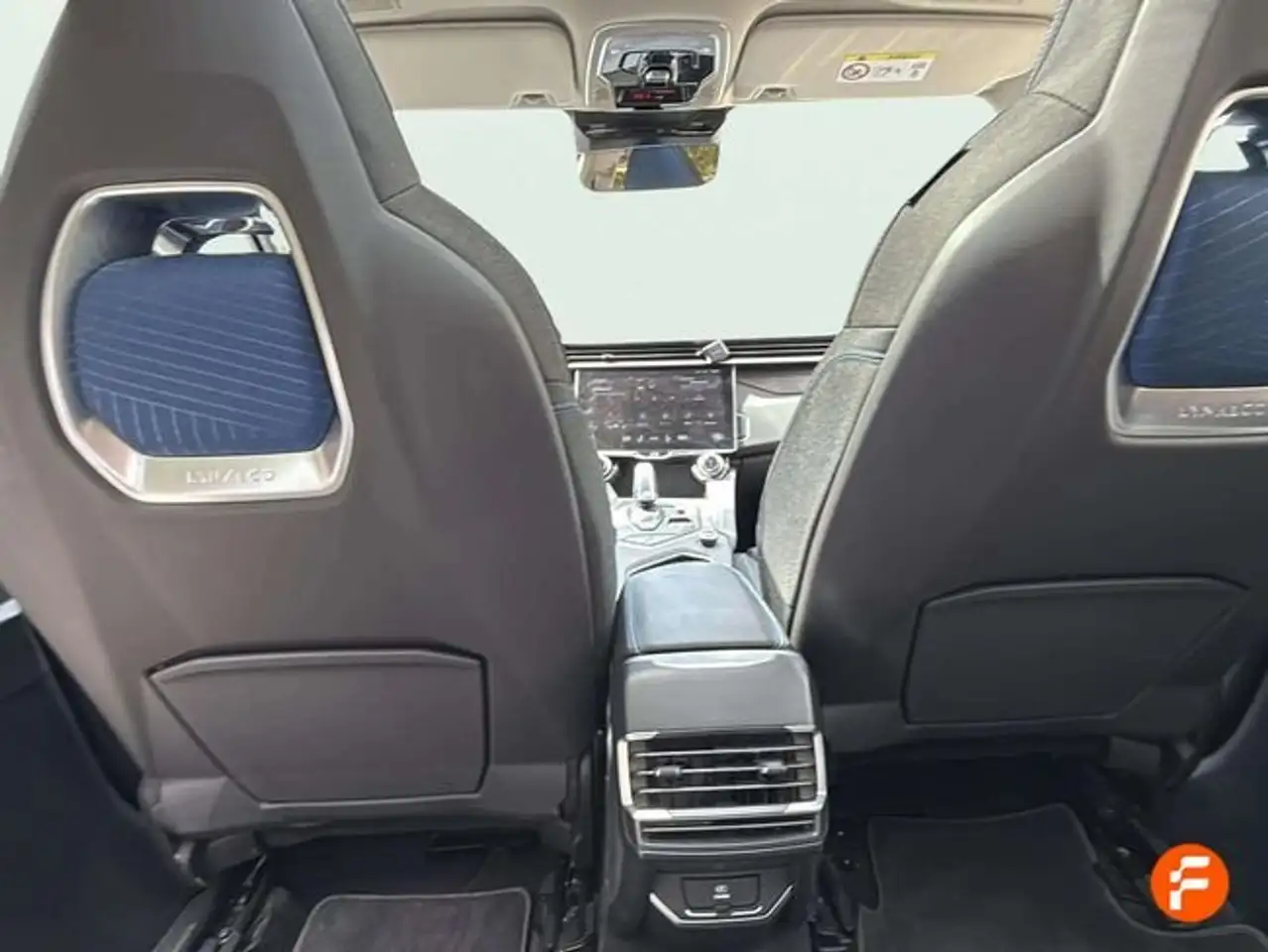 Lynk & Co 01 1.5T PHEV — Galerie du véhicule 15