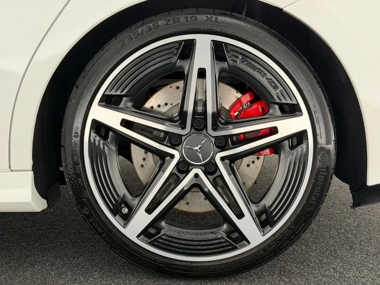 Mercedes-Benz A 35 AMG A35 AMG 4Ma.*AERO*NIGHT-MULTIBEAM-BURMESTER-ARC — معرض صور السيارة 16