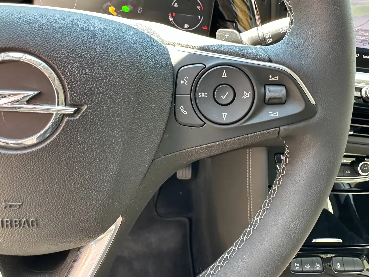 Opel Grandland X GS Line*MildHybrid*Alcantara*Navi*Park&Go*LED* — Vehicle gallery 13