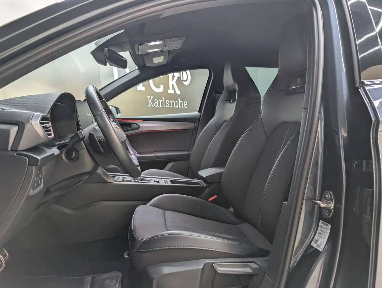CUPRA Leon VZ 2.0 TSI DSG VIRTU+LED+SHZ+CARPL+PDC+ACC+ — Galerie du véhicule 8