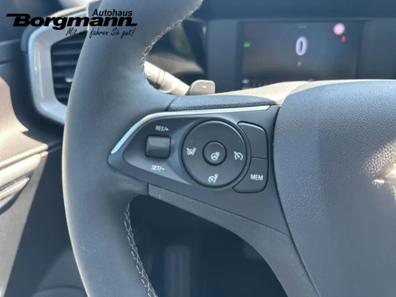 Opel Mokka 1.2 Elegance LED - PDC - Apple Carplay - Rückfahrk — Galería del vehículo 16