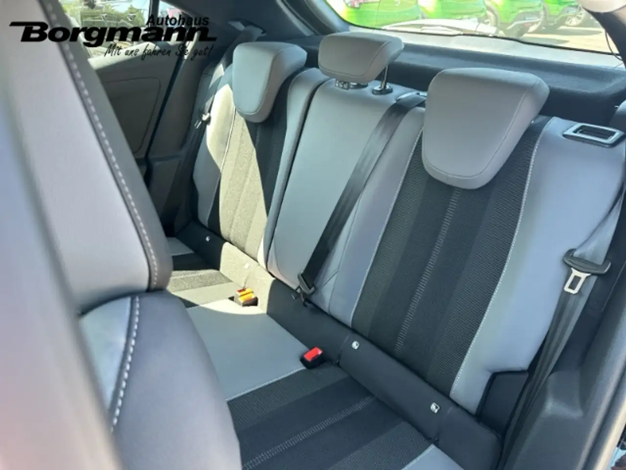 Opel Mokka 1.2 Elegance LED - PDC - Apple Carplay - Rückfahrk — Galería del vehículo 8