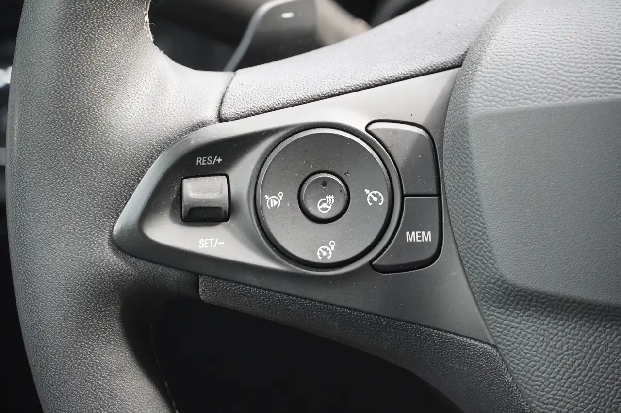 Opel Corsa F 1.2 Aut. GS LED 360° Kamera Totwinkel — Vehicle gallery 13