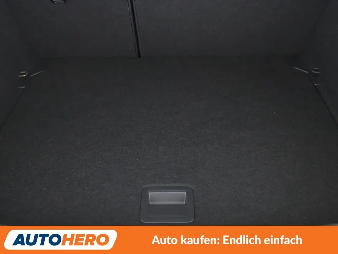 Volkswagen Taigo 1.5 TSI ACT Life*LED*CAM*PDC* — Galería del vehículo 17