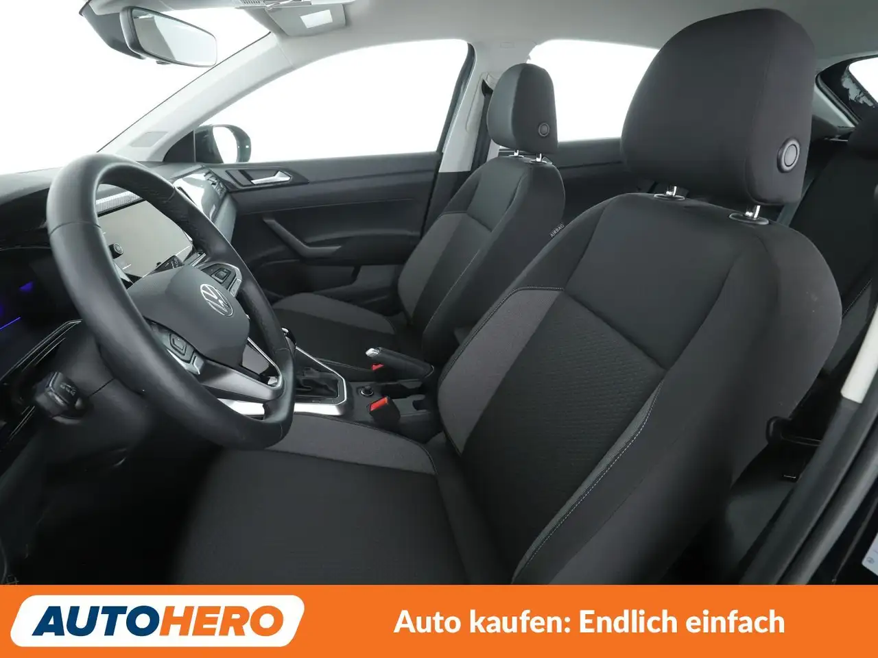 Volkswagen Taigo 1.5 TSI ACT Life*LED*CAM*PDC* — Galería del vehículo 10