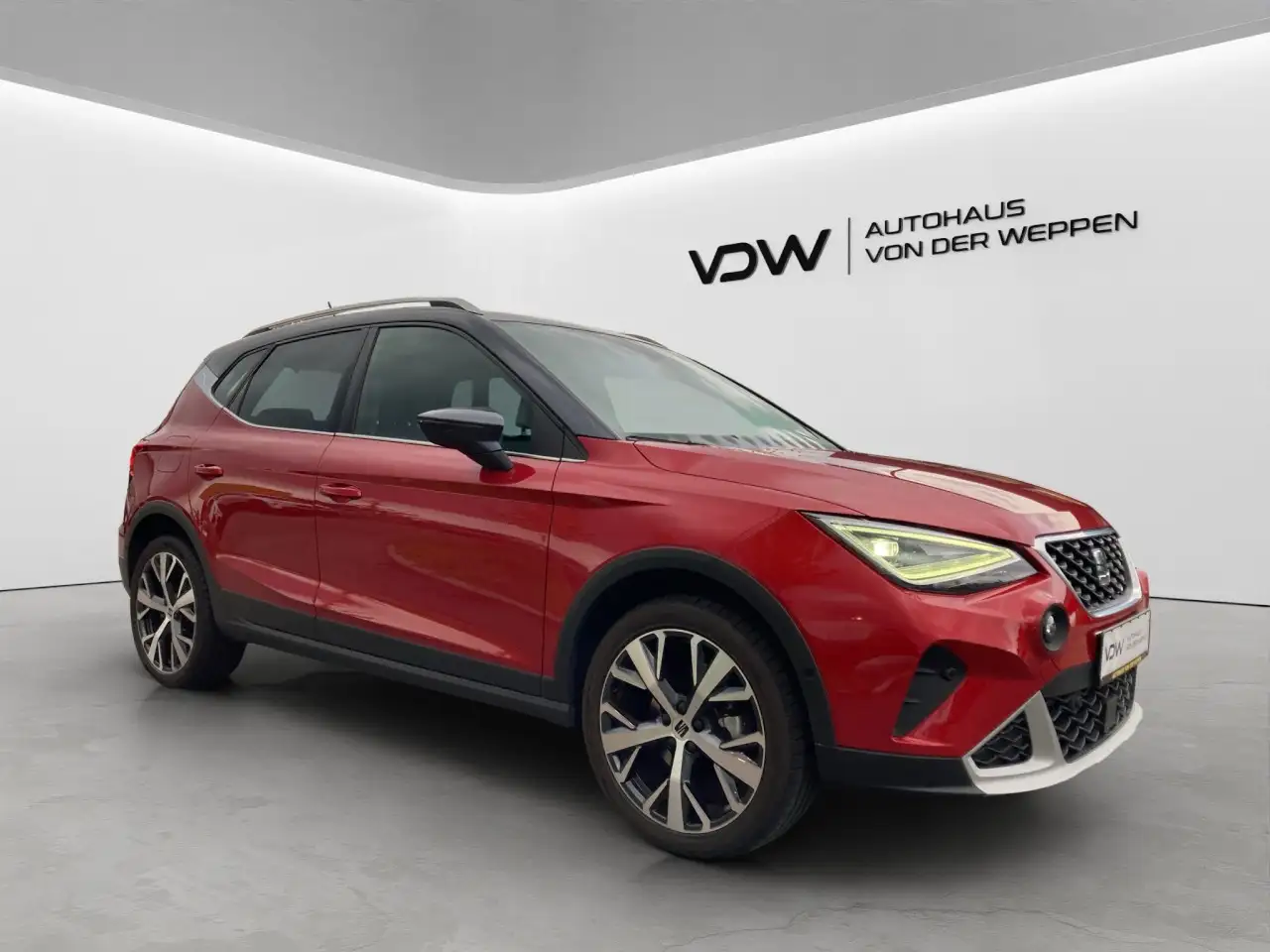 SEAT Arona Xperience TSI Navi ACC Kamera FahrAsXL SHZ — معرض صور السيارة 12