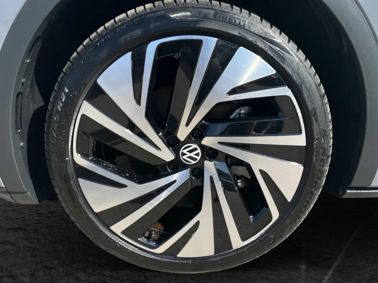 Volkswagen ID.5 Pro — معرض صور السيارة 6