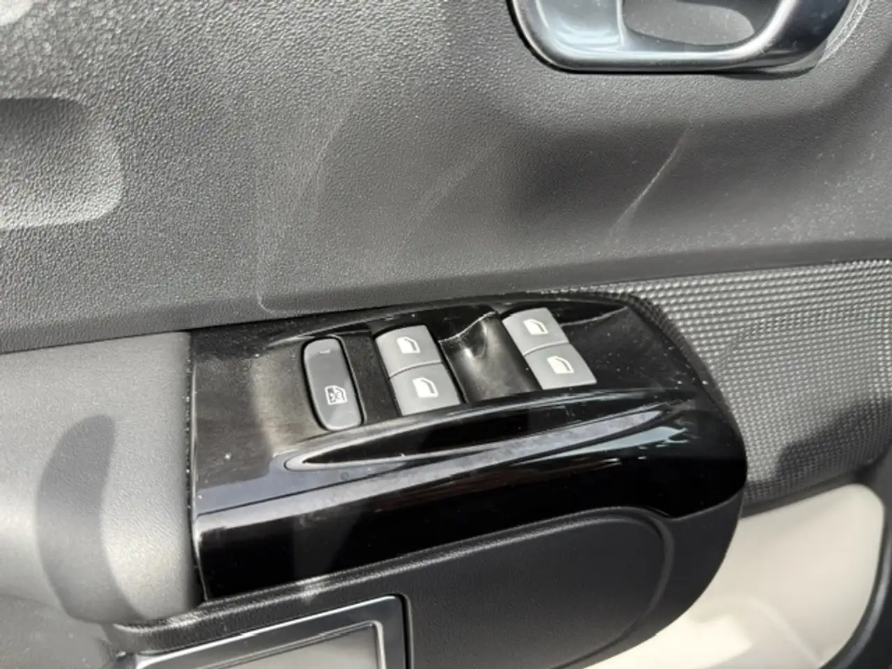 Citroen C3 Pure Tech 110 Max — معرض صور السيارة 29