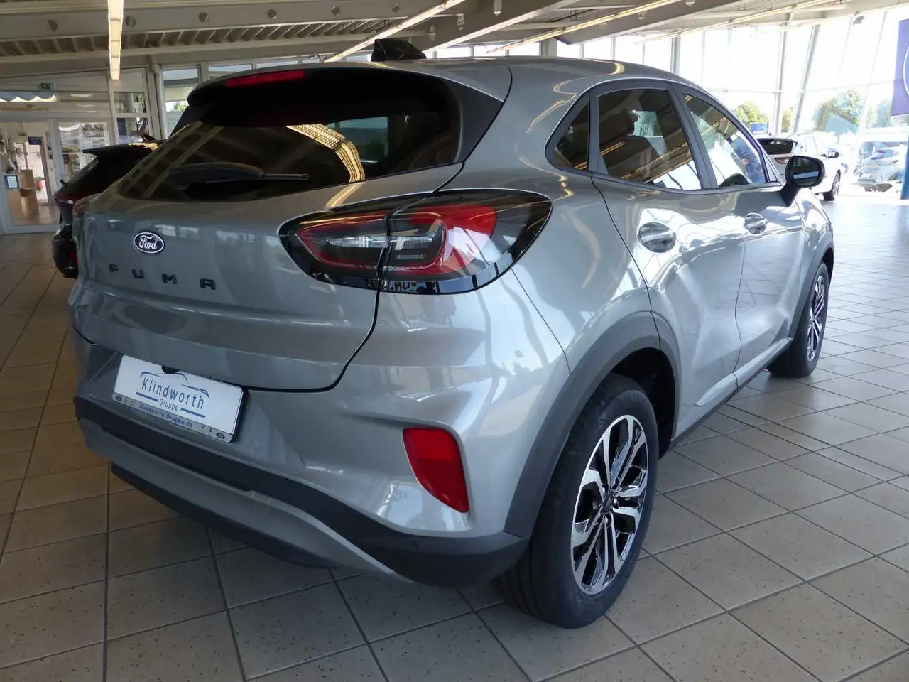 Ford Puma 1.0 EcoBoost mHEV Titanium Navi,LED — Galerie du véhicule 4