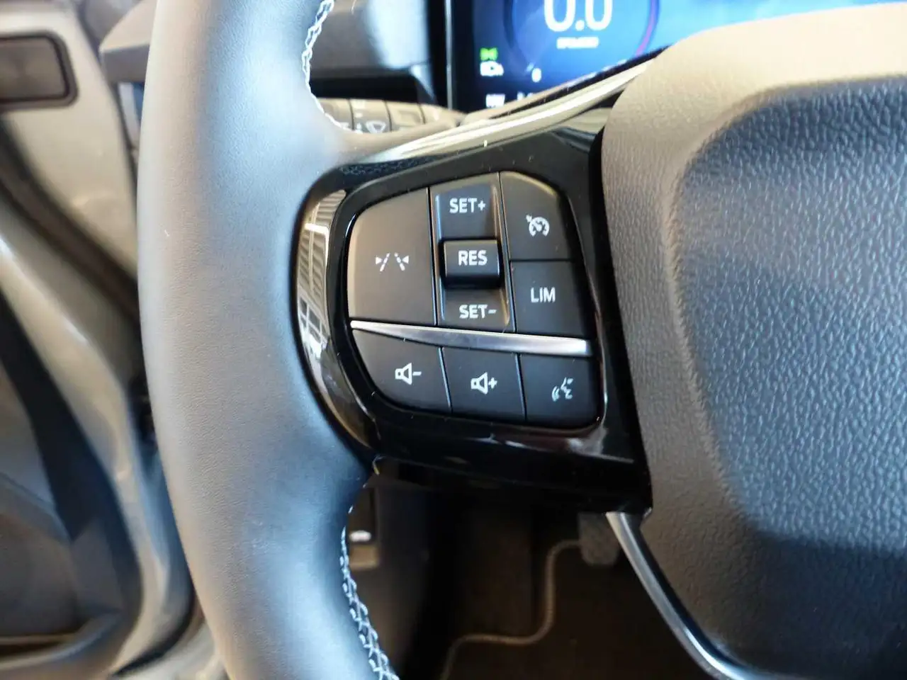 Ford Puma 1.0 EcoBoost mHEV Titanium Navi,LED — Galerie du véhicule 12