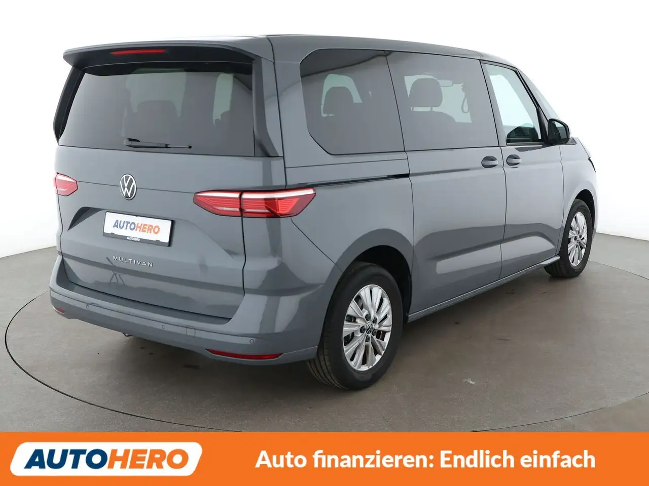 Volkswagen T7 Multivan 2.0 TSI Life Aut.*LED*TEMPO*PDC*AHK* — Vehicle gallery 6