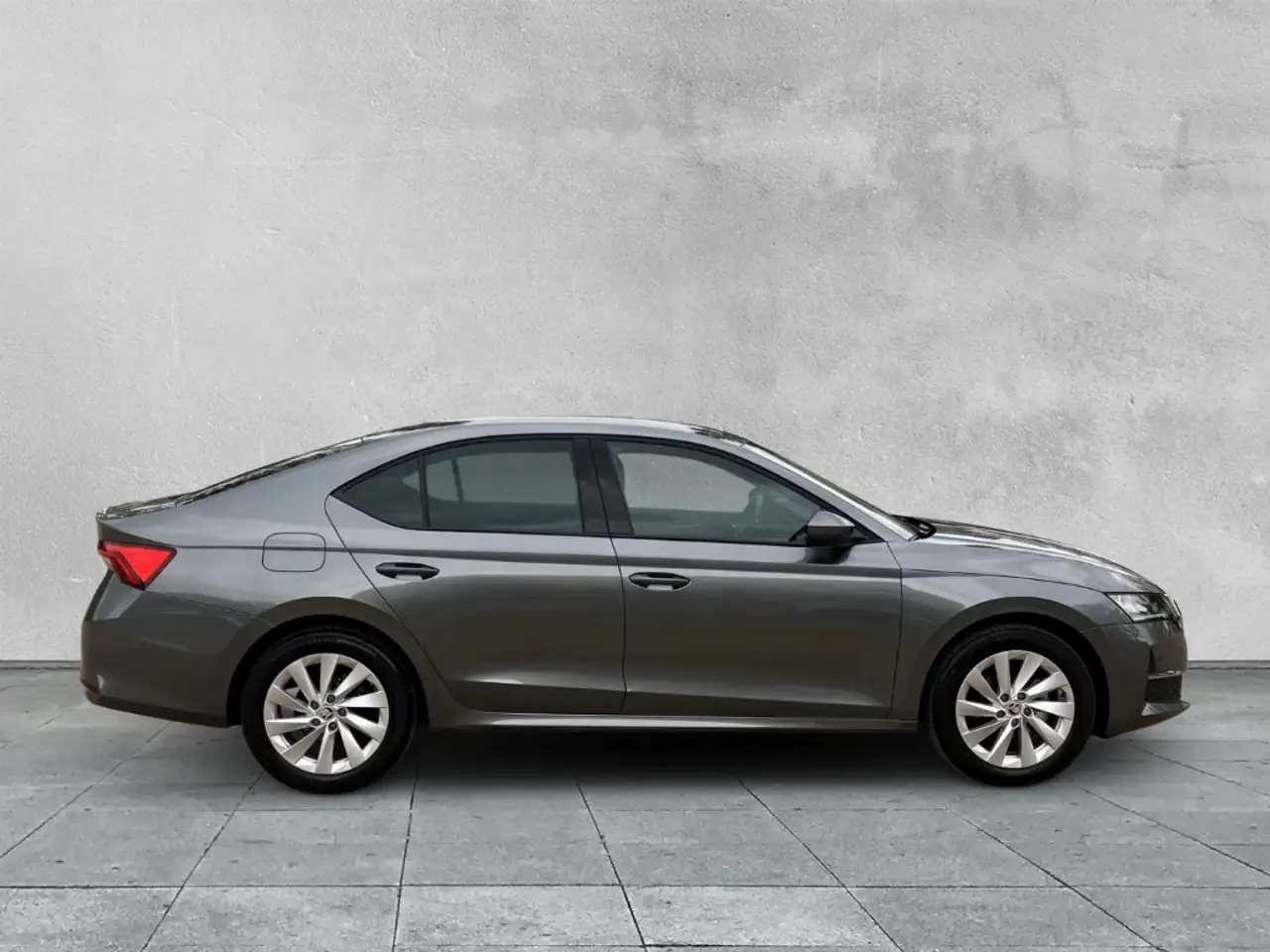 Skoda Octavia 1.5 TSI SELECTION DSG Selection KAMERA+SHZ+LED+DAB — معرض صور السيارة 6