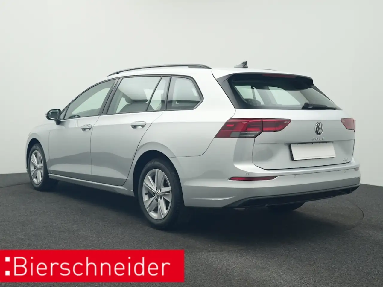 Volkswagen Golf Variant 8 1.5 eTSI DSG NAVI AHK LED — Galería del vehículo 4