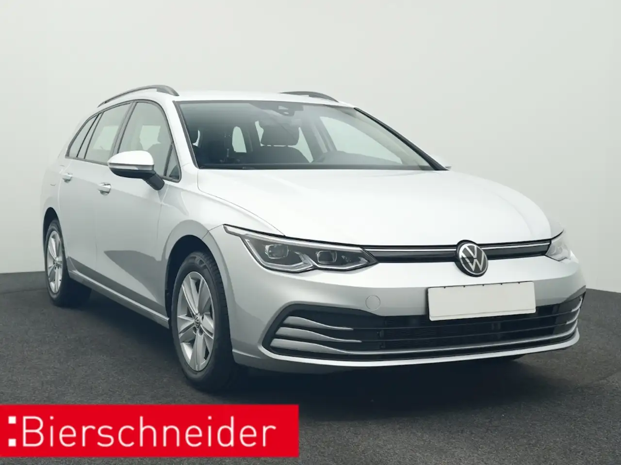 Volkswagen Golf Variant 8 1.5 eTSI DSG NAVI AHK LED — Galería del vehículo 9