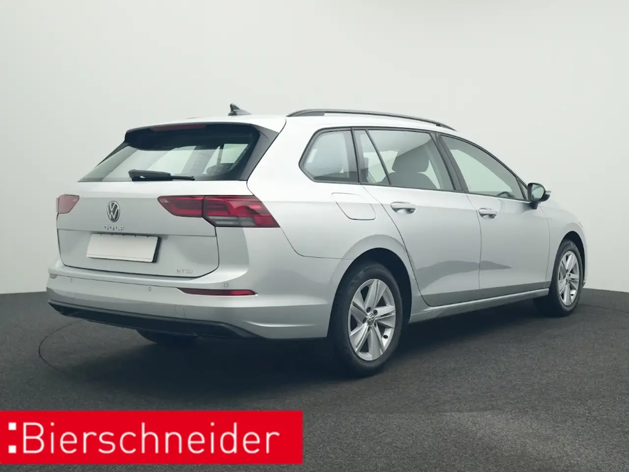 Volkswagen Golf Variant 8 1.5 eTSI DSG NAVI AHK LED — Galería del vehículo 6