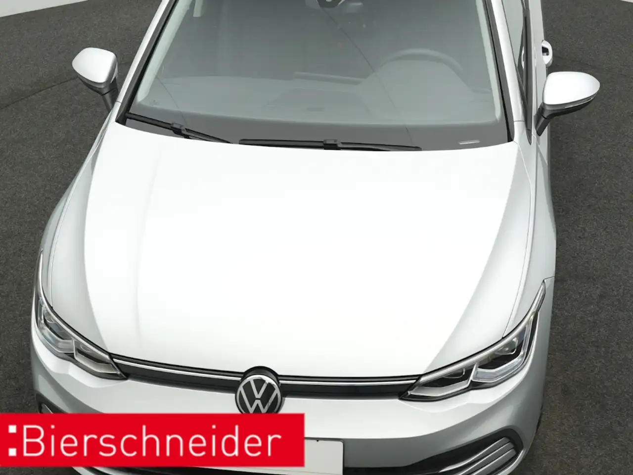 Volkswagen Golf Variant 8 1.5 eTSI DSG NAVI AHK LED — Galería del vehículo 26