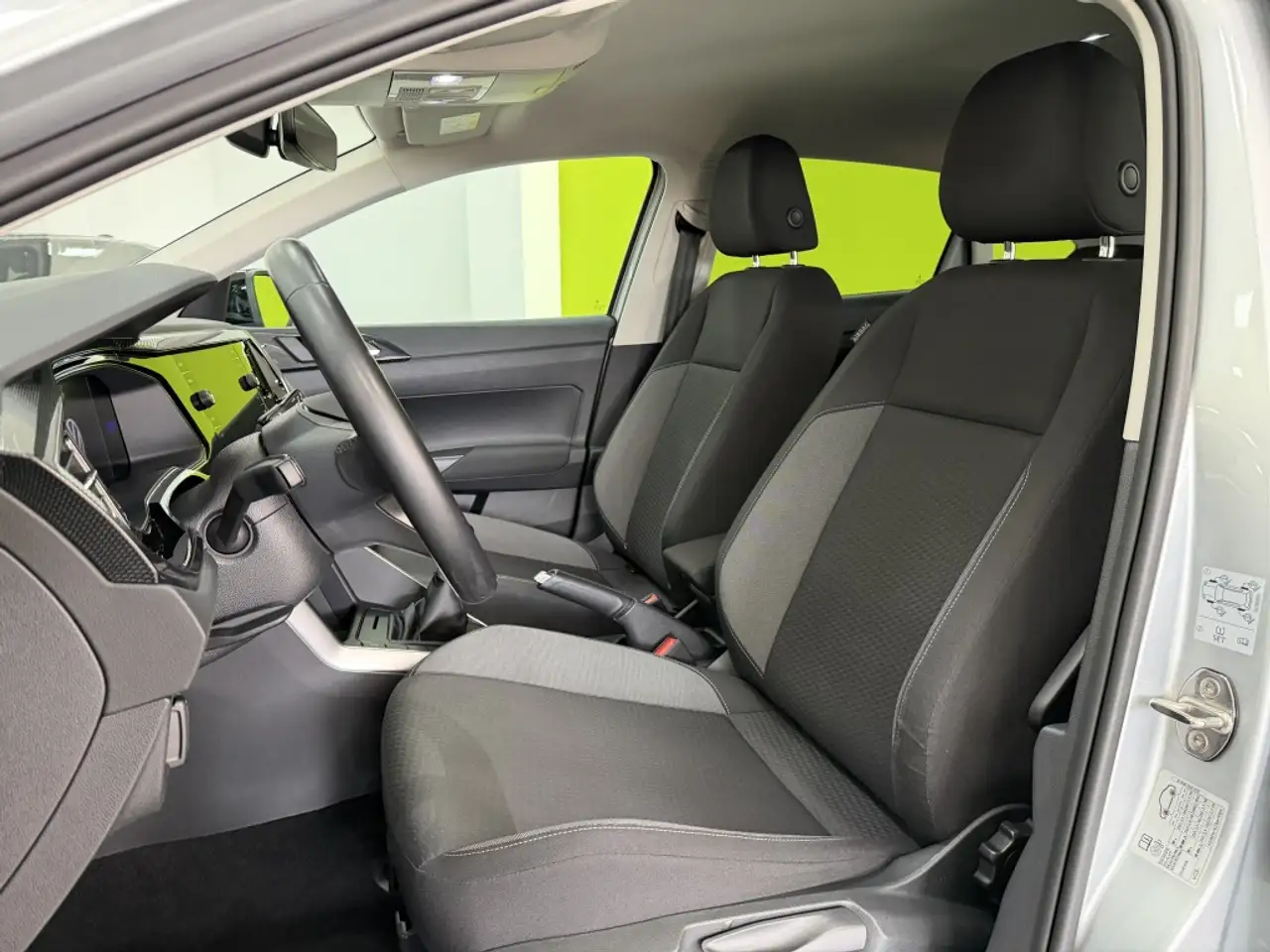 Volkswagen Taigo 1.0 TSI Life 81kW — معرض صور السيارة 9