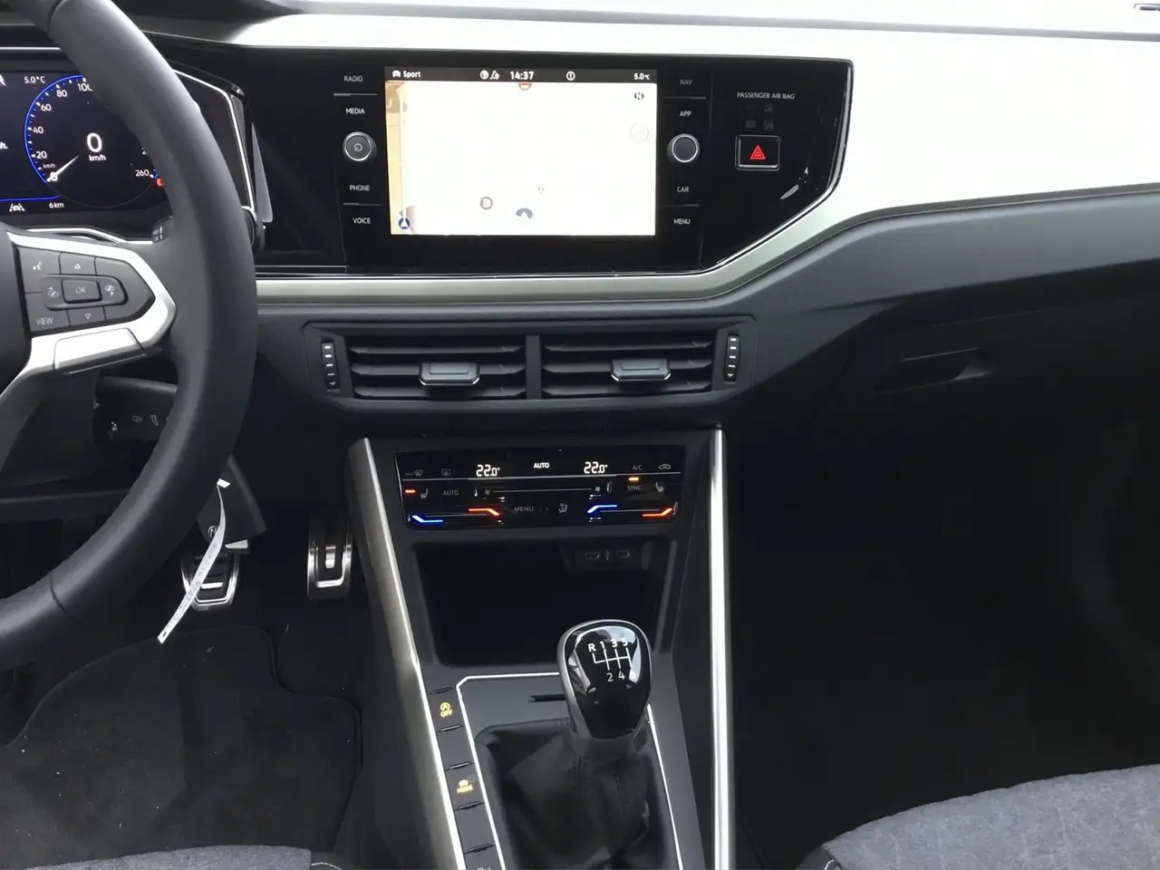 Volkswagen Taigo 1.0TSI Move Navi+LED+ACC +Klima — معرض صور السيارة 12