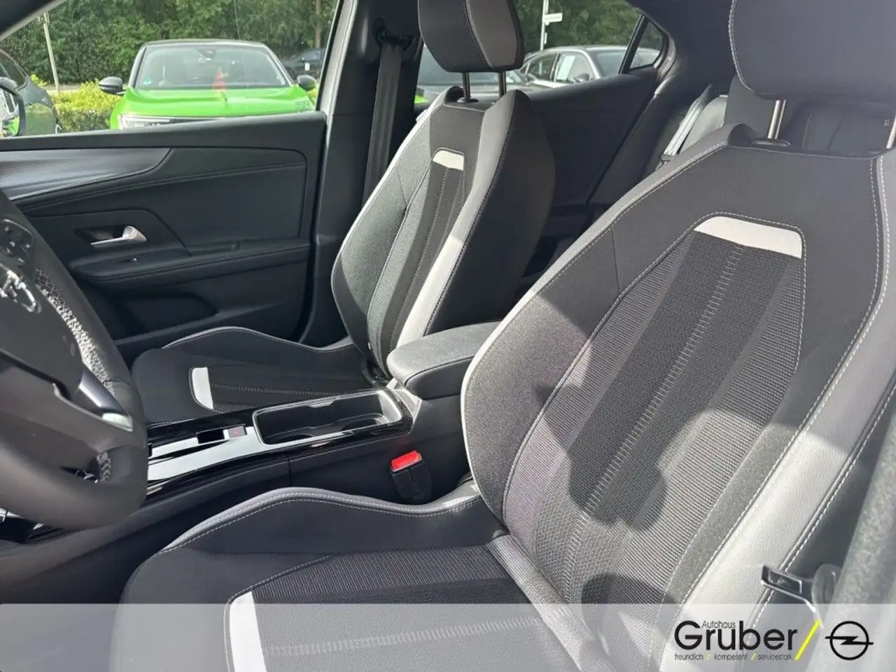 Opel Mokka MOKKA 1.2 GS AT-8 --AHK-KAMERA-CARPLAY-- — Vehicle gallery 9