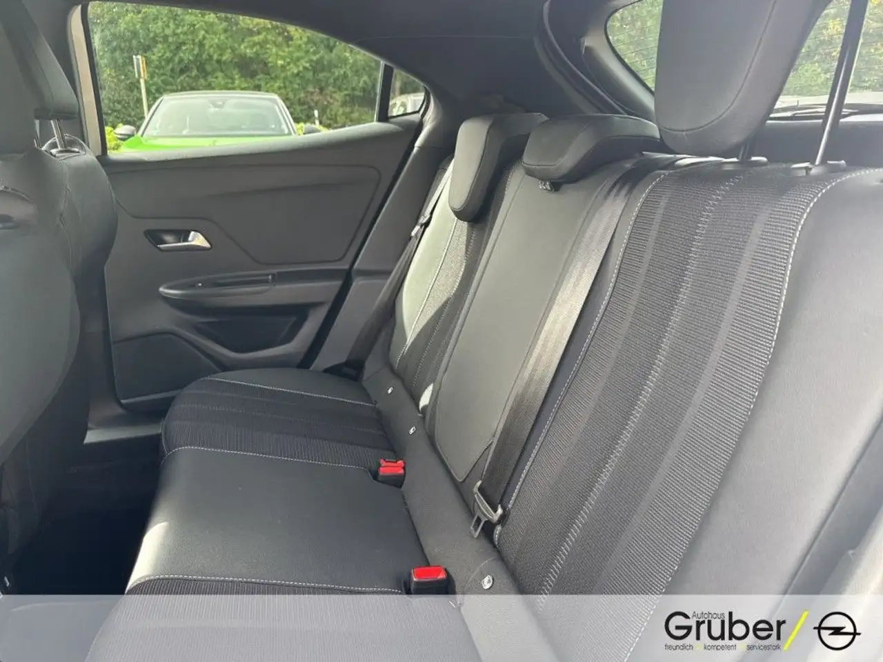 Opel Mokka MOKKA 1.2 GS AT-8 --AHK-KAMERA-CARPLAY-- — Vehicle gallery 10