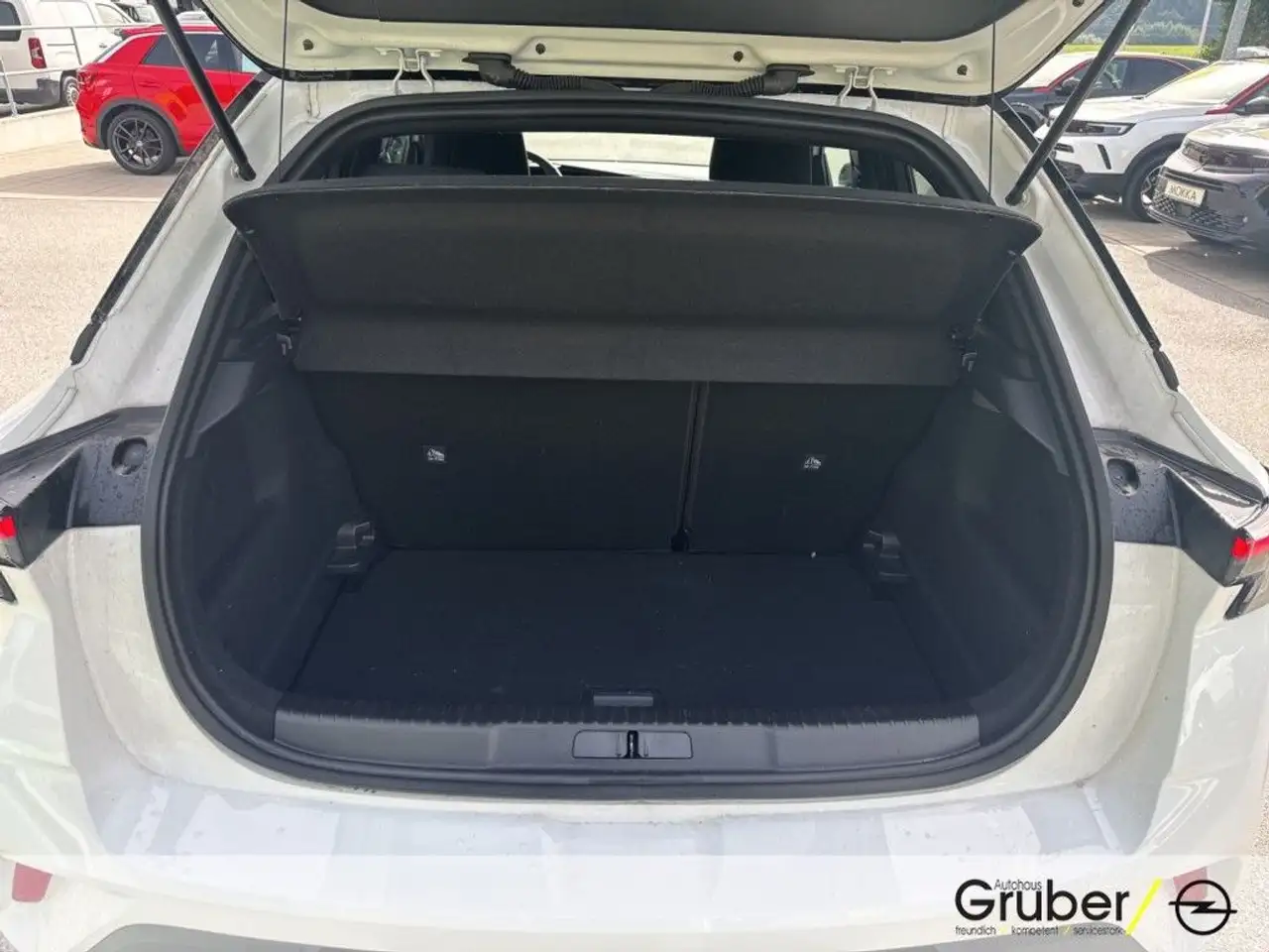Opel Mokka MOKKA 1.2 GS AT-8 --AHK-KAMERA-CARPLAY-- — Vehicle gallery 6