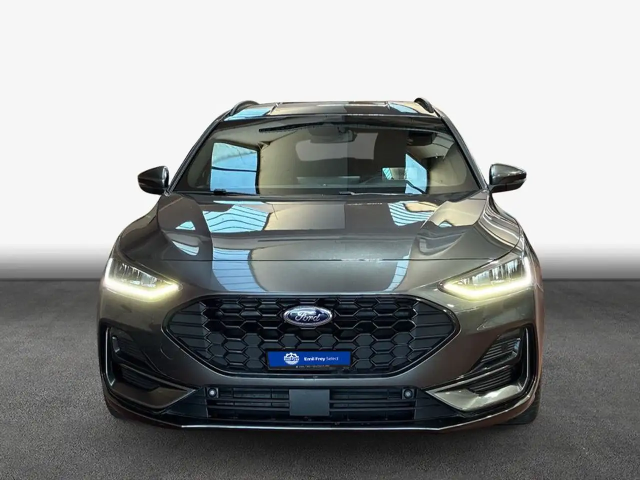 Ford Focus Turnier 1.0 EcoBoost Hybrid ST-LINE X — Vehicle gallery 3
