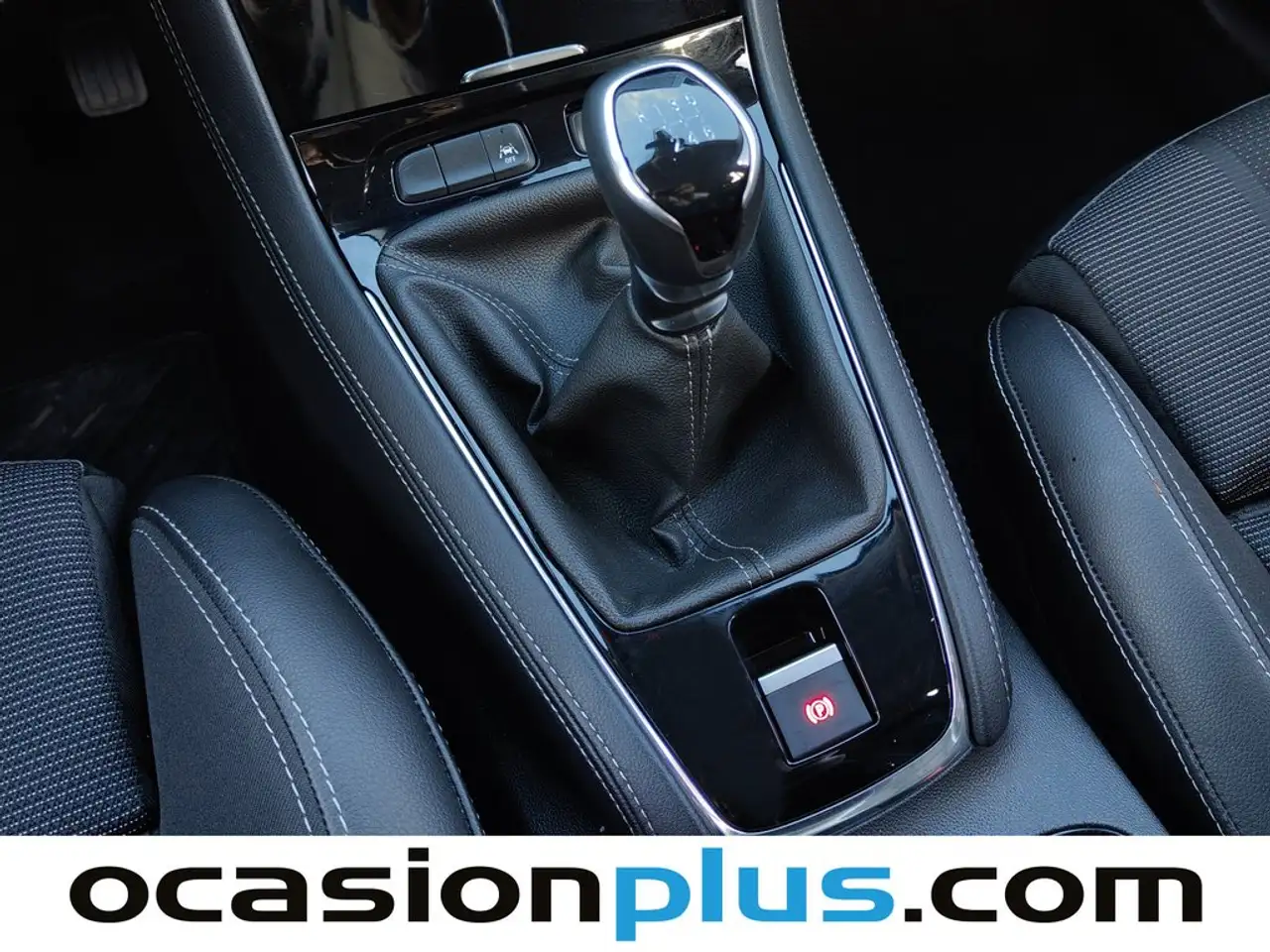 Opel Grandland 1.2T S&S GS 130 — معرض صور السيارة 5