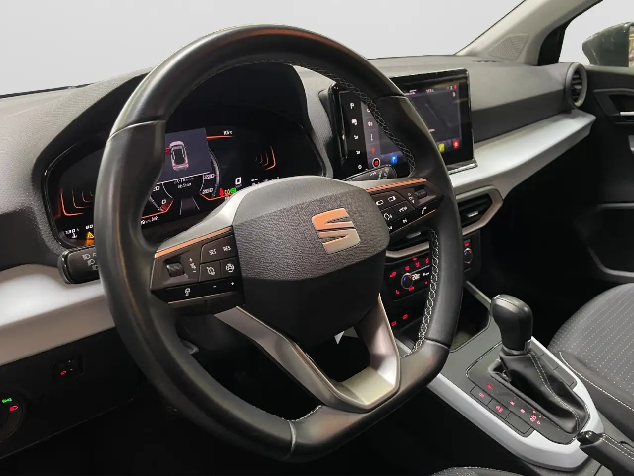 SEAT Arona Style Edition 1.0 TSI Klima Navi Einparkhilfe — Vehicle gallery 14
