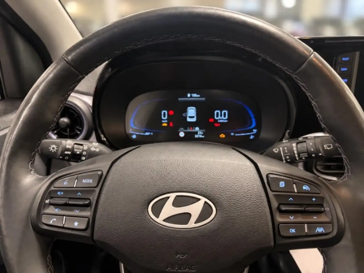 Hyundai i10 1.2 Prime NAvi+Sitzheizung+Rückfahrkamera+DAB — معرض صور السيارة 8