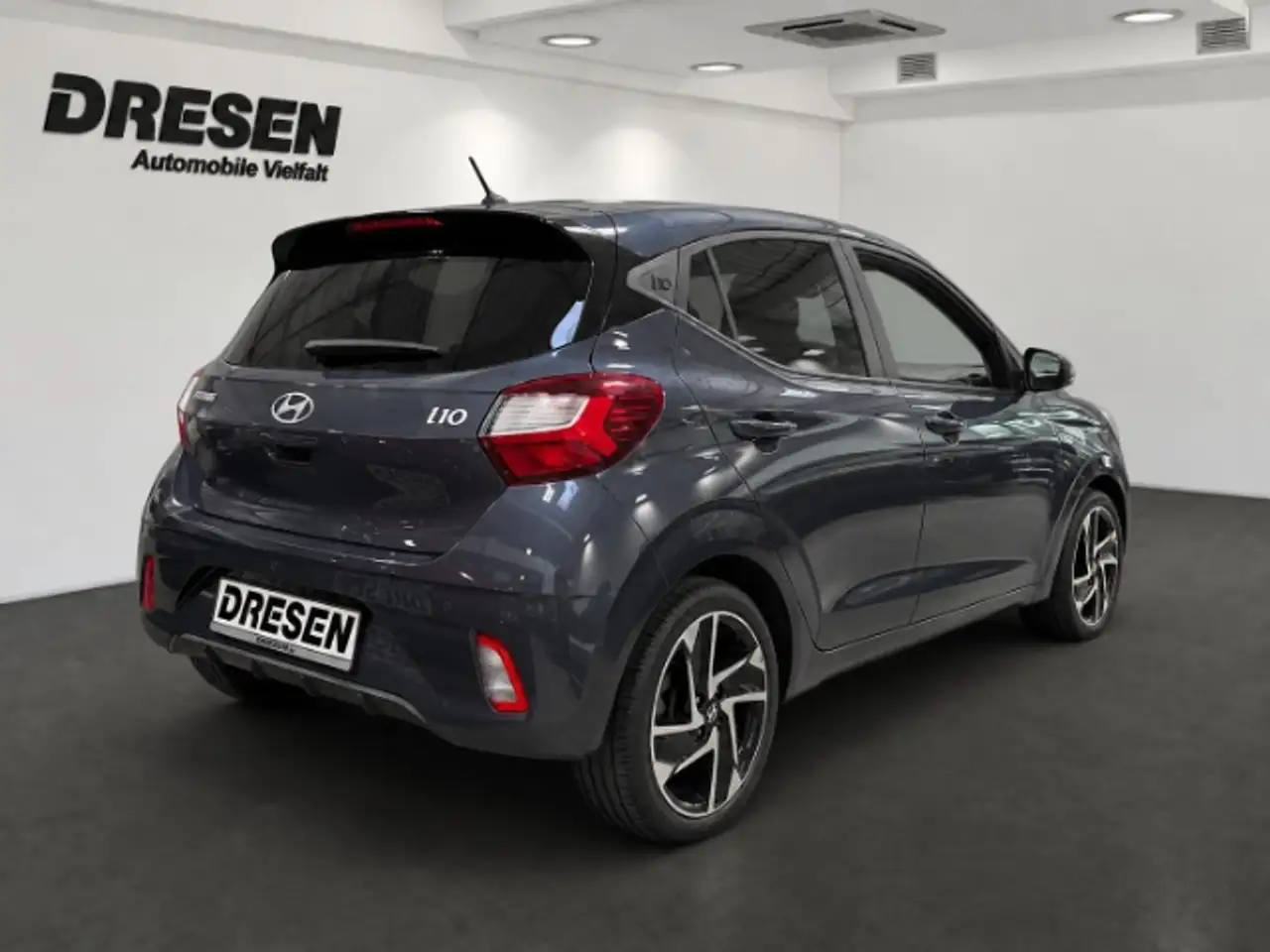Hyundai i10 1.2 Prime NAvi+Sitzheizung+Rückfahrkamera+DAB — معرض صور السيارة 3