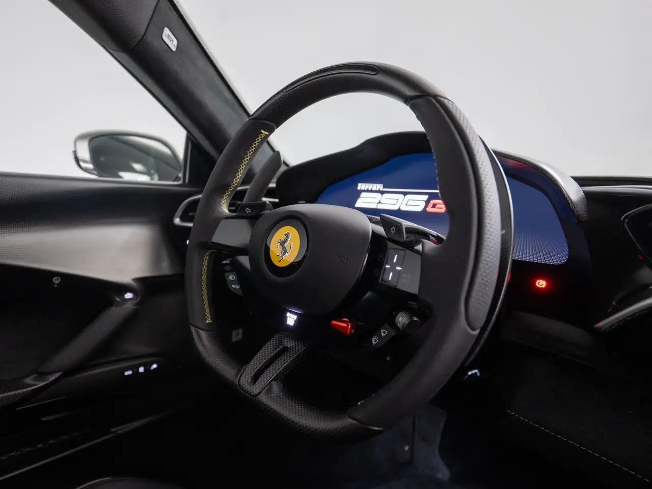 Ferrari 296 GTB FERRARI SINGEN — Galería del vehículo 30