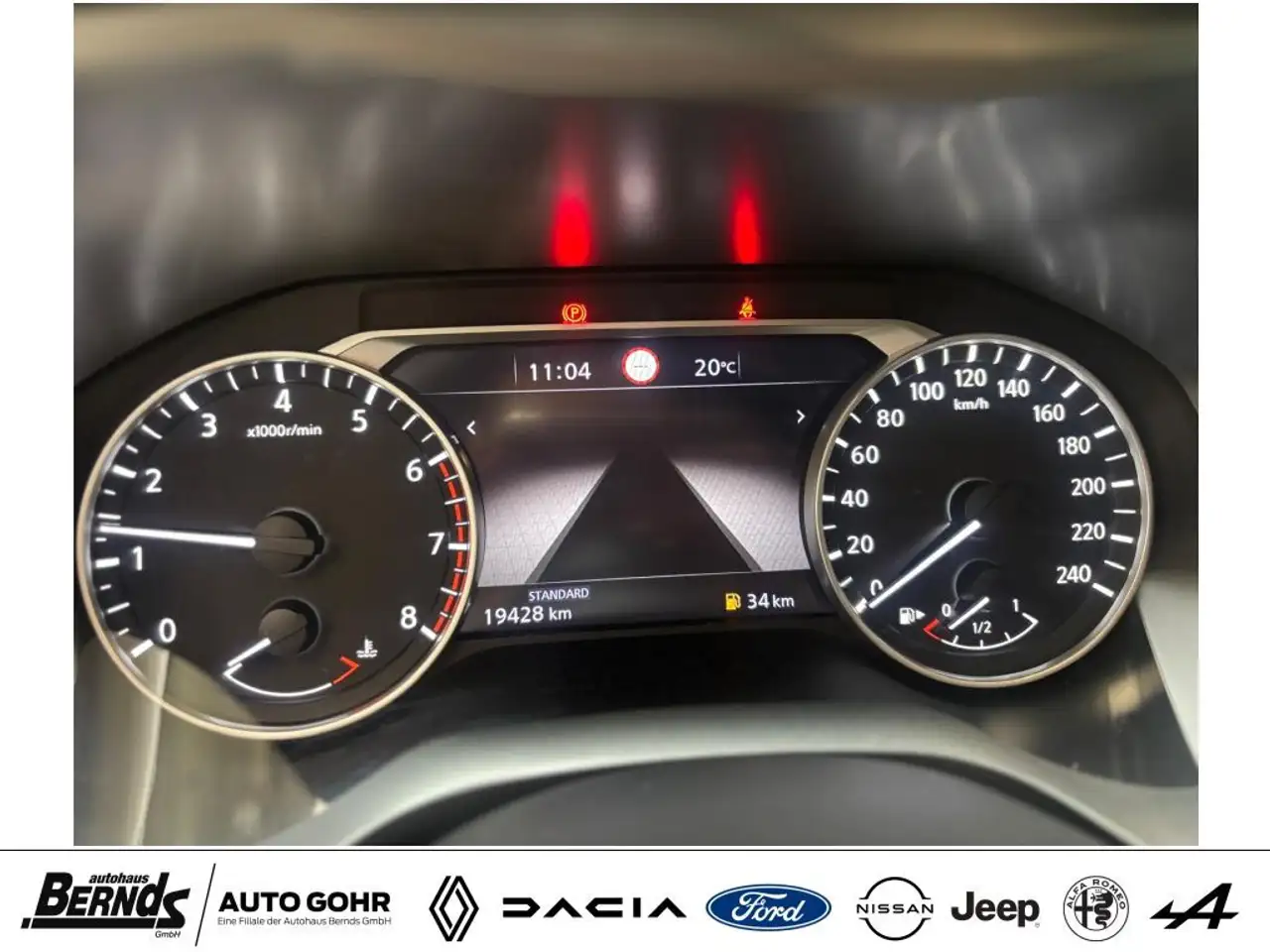 Nissan Qashqai 1.3 Acenta Klima PDC Navi WinterP. Kamera CarPlay — Vehicle gallery 11
