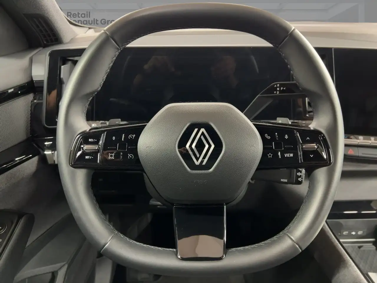 Renault Austral EVOLUTION TCe 160 AUTOMATIK SITZHEIZUNG — Galería del vehículo 11