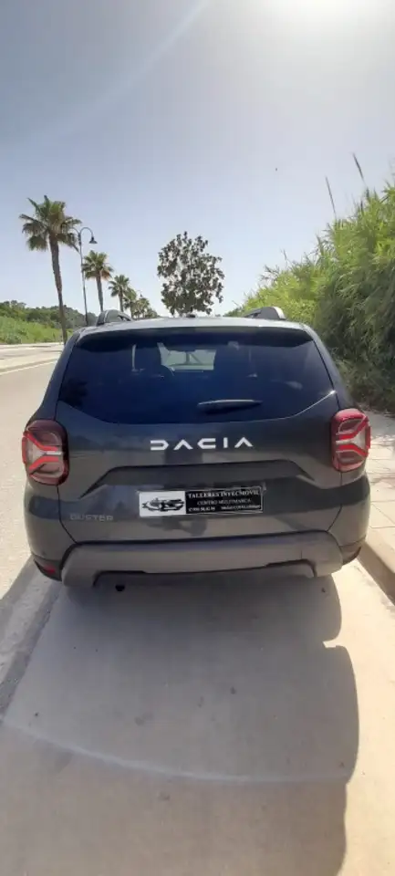Dacia Duster 1.3 TCe Journey Go EDC 4x2 110kW — Vehicle gallery 8