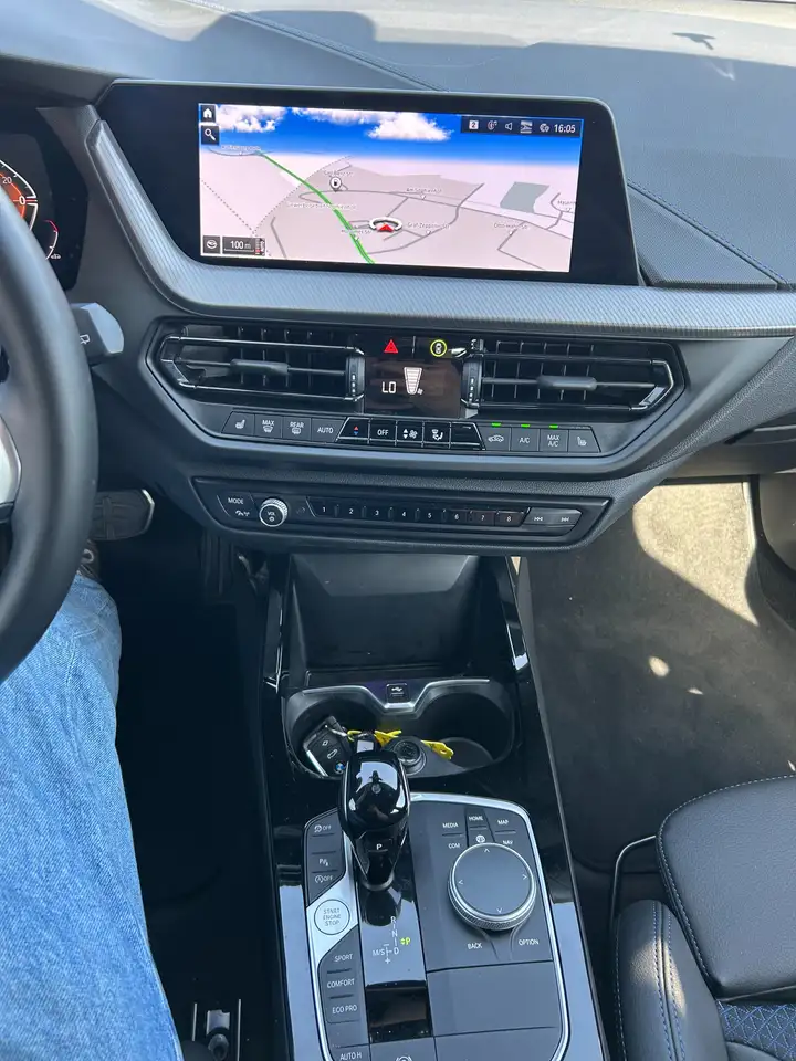 BMW 118 i M Sport*Leder*Navi*Tempomat*Spurhalteassistent — معرض صور السيارة 13