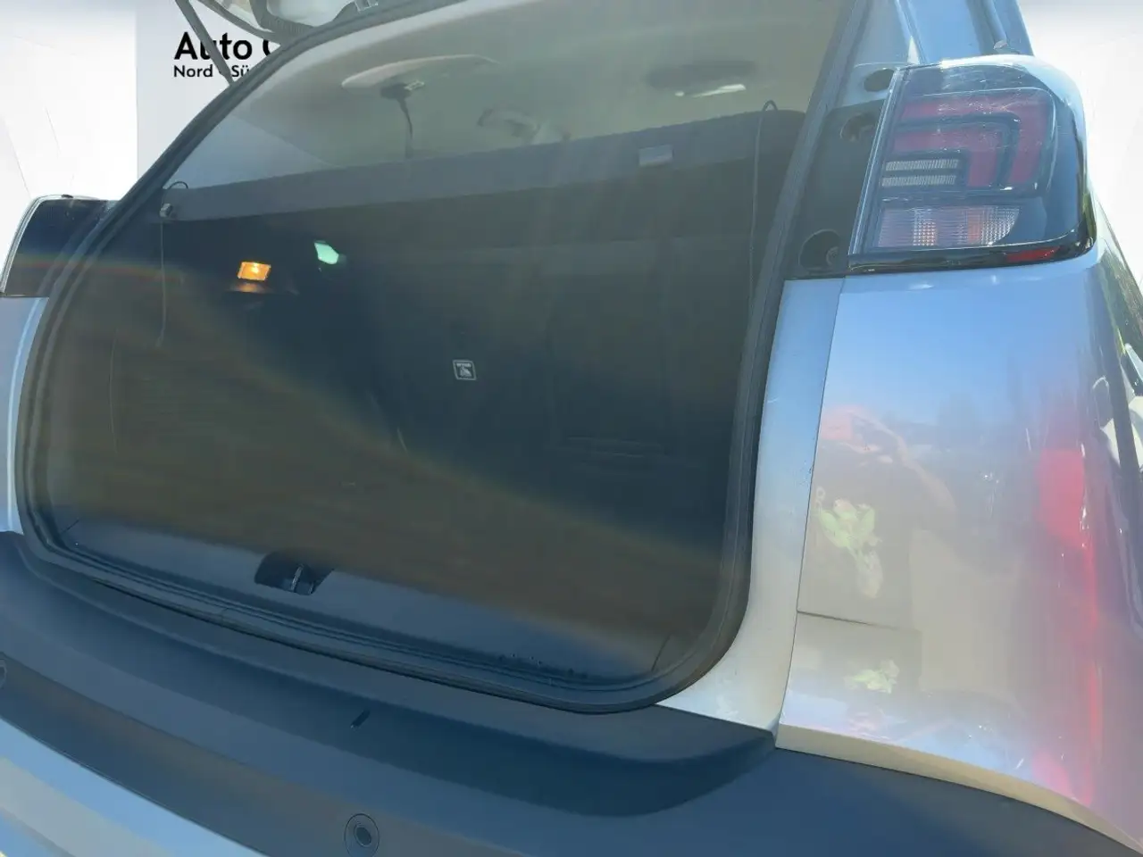 Opel Crossland AT6 Enjoy LED/Navi/KlimaA/PDC/Kamera — Vehicle gallery 9
