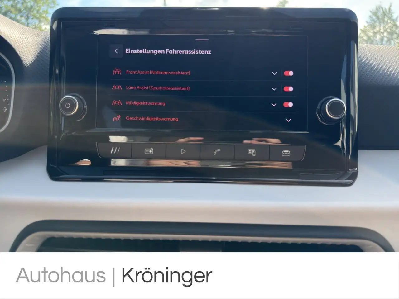 SEAT Ibiza 1.0 TSI Style Edition LED Klima CarPlay — Galería del vehículo 18