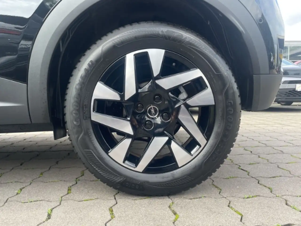 Opel Mokka GS Line 1.2 Turbo LED - Rückfahrkamera - Apple Car — معرض صور السيارة 30