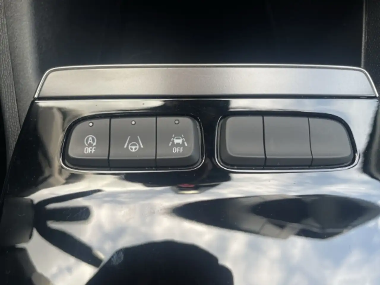 Opel Mokka GS Line 1.2 Turbo LED - Rückfahrkamera - Apple Car — معرض صور السيارة 21